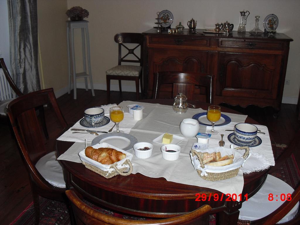 אנז'ה Chambre D'Hotes Marchand מראה חיצוני תמונה